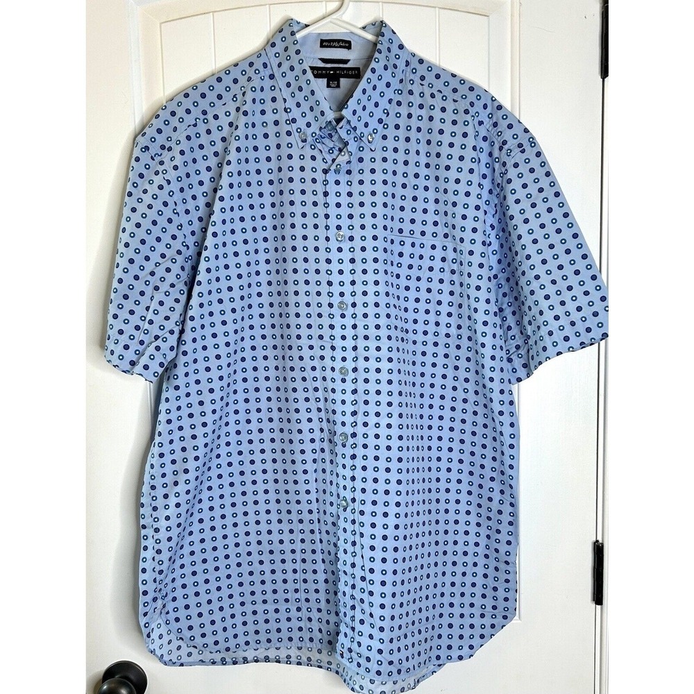 TOMMY HILFIGER Men's Short Sleeve BLUE Button Down w/‎ BLUE & WHITE Dots Size XL